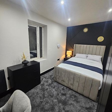 הודרספילד Springwood Villa מראה חיצוני תמונה