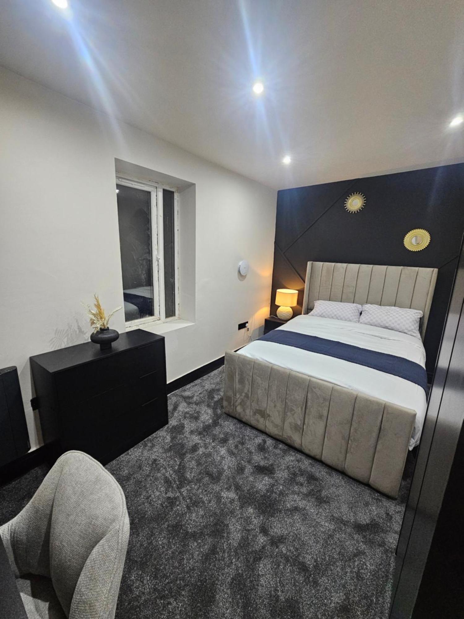 הודרספילד Springwood Villa מראה חיצוני תמונה